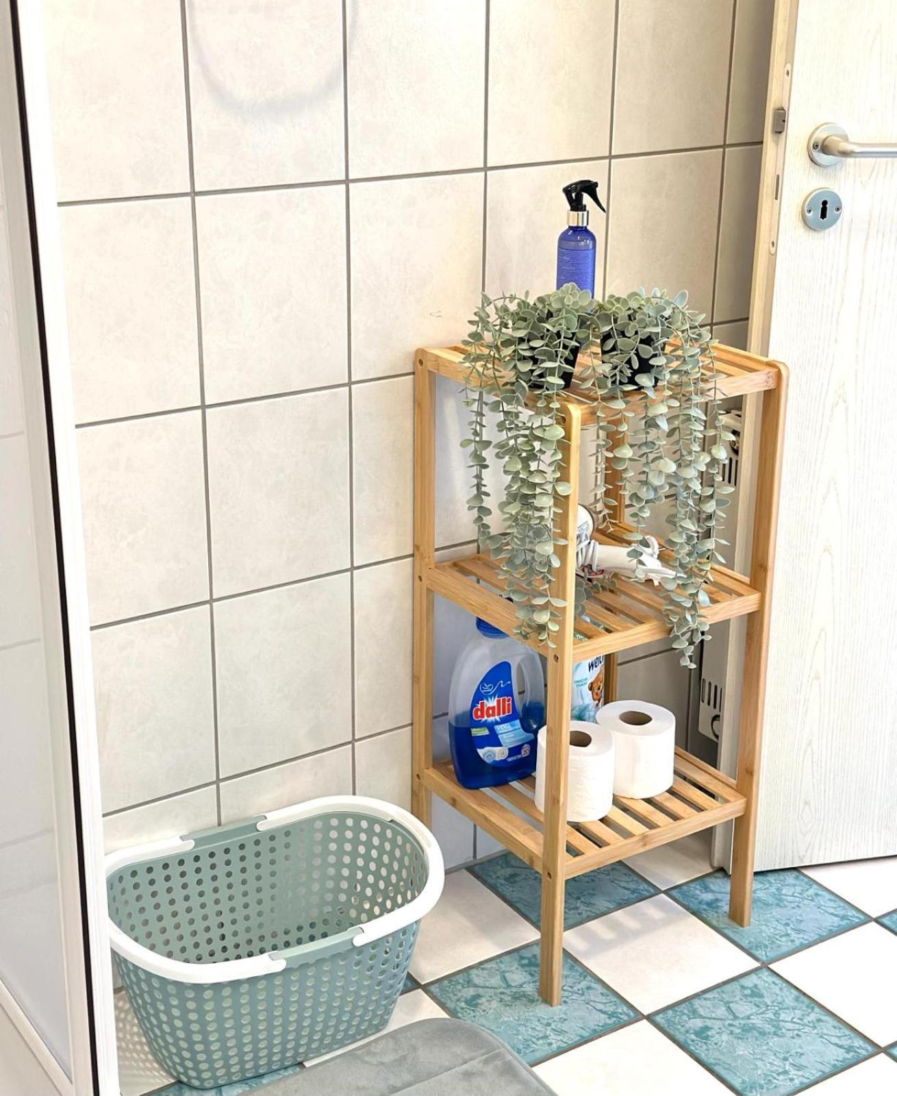 Raha Apartments - Charmantes Studio-Apartment - Hbf - Gratis Parkplatz Erfurt Buitenkant foto