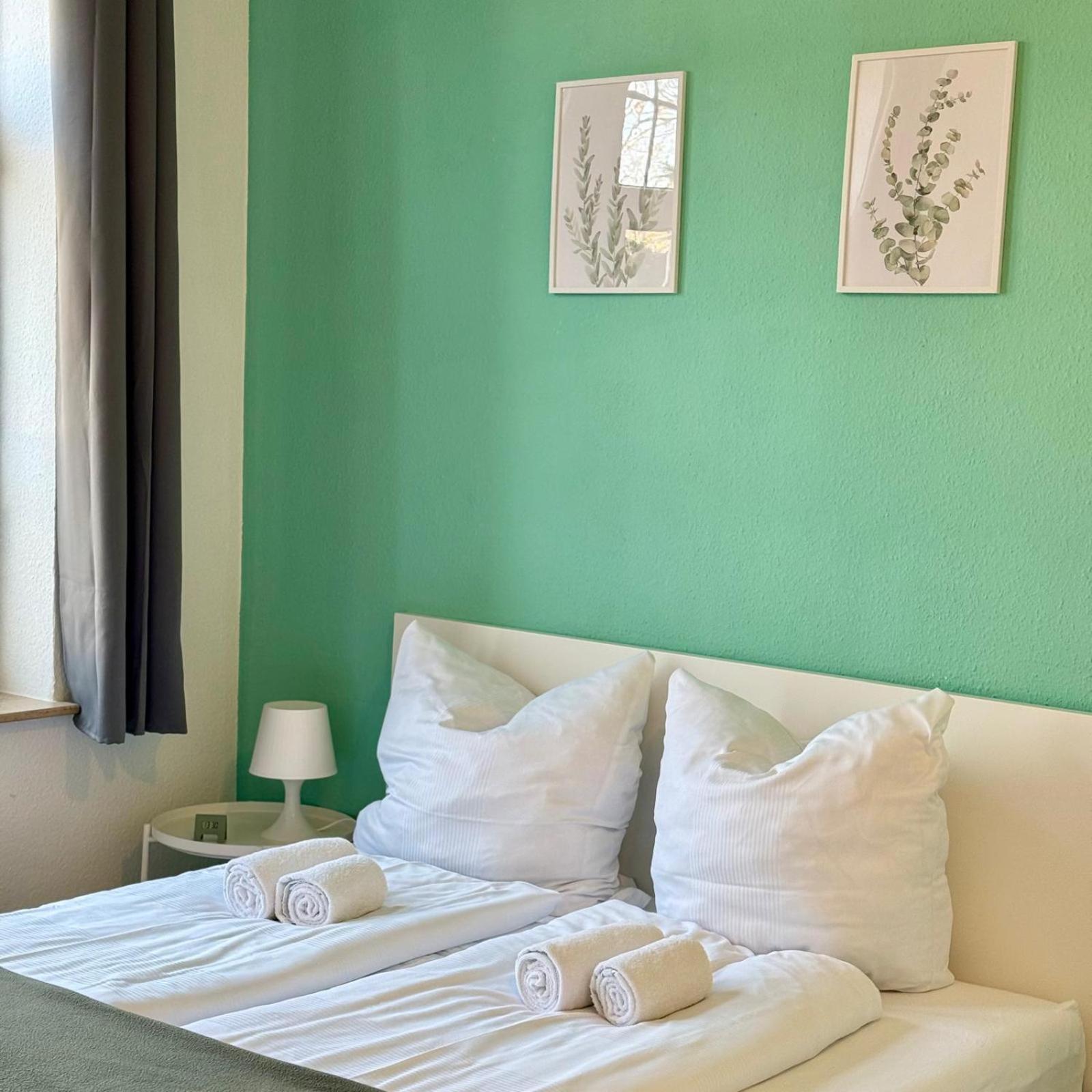 Raha Apartments - Charmantes Studio-Apartment - Hbf - Gratis Parkplatz Erfurt Buitenkant foto
